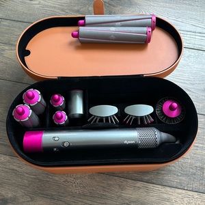 Dyson Airwrap Complete with 2 additional long barrels and case